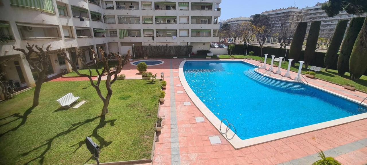 Apartment Center Salou Near Port Aventura Exterior foto